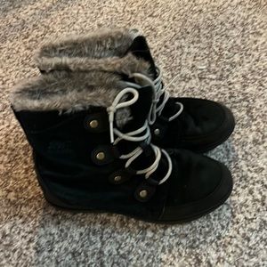 Sorel Boots Womens Waterproof Black Lace Up Explorer Joan size 9
